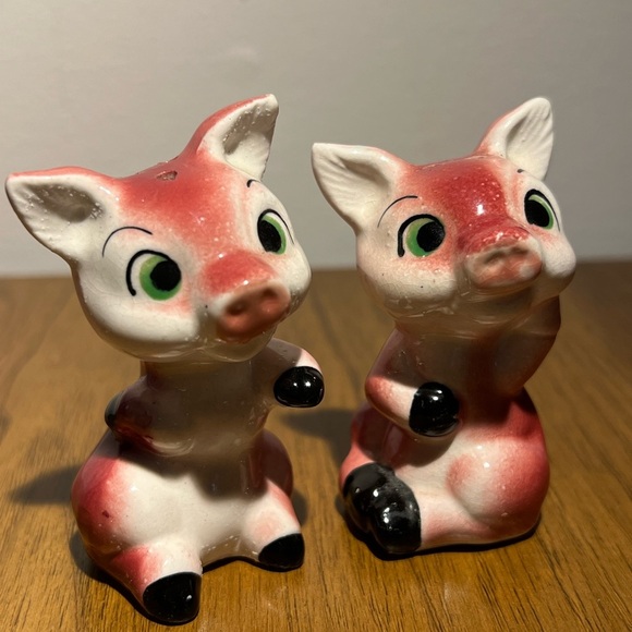Vintage pig  Salt & Pepper Shaker Set Japan  Perfect Charming Collection - Picture 2 of 6